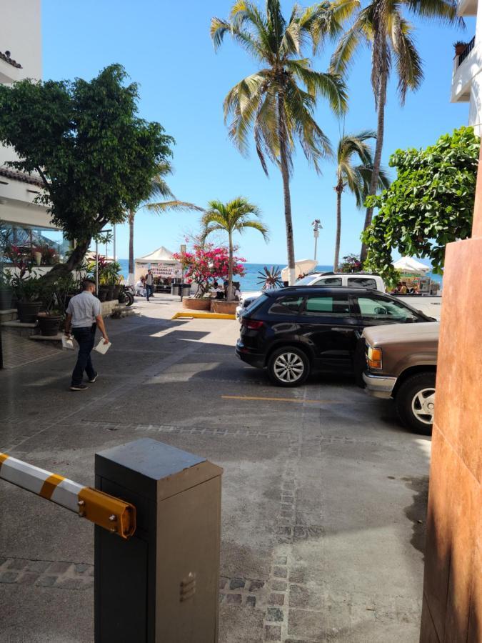 Malecon Uno Pv Libertad 111 Centro 48300 Puerto Vallarta Jal Екстериор снимка